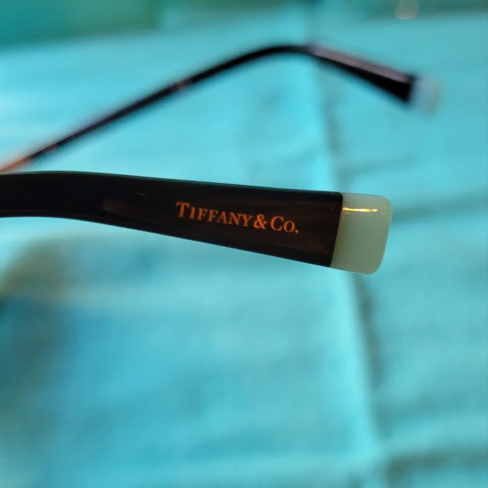 SOLD Tiffany & Co Sunglasses TF4170. MA1215 - Picture 7 of 17